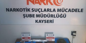 Kayseri’de uyuşturucu sattıkları iddia edilen 4 zanlı yakalandı