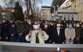 Kayseri’deki trafik kazasında ölen gencin cenazesi Adana’da defnedildi