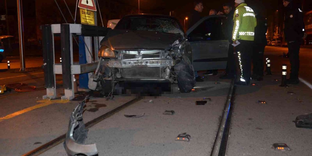 Kayseri’de motosikletin otomobile çarptığı kazada ağabey öldü, kardeşi ağır yaralandı