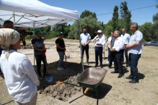 Kayseri Büyükşehir Belediye Başkanı Keykubadiye Sarayı’nı İnceledi