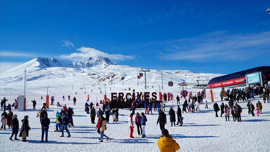 Kayseri Büyükşehir Belediyesi, Erciyes Kayak Merkezi’nin geleceğini planlıyor