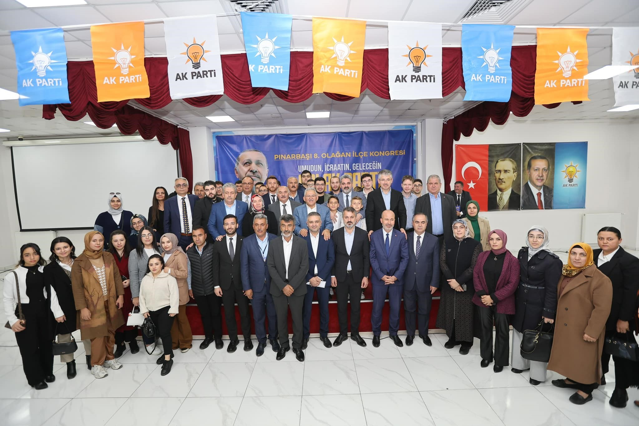 AK Parti 8. Olağan Pınarbaşı İlçe Kongresi Gerçekleştirildi