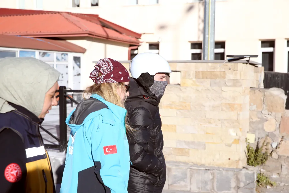 Erciyes’te mahsur kalan dağcı kurtarıldı