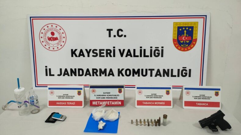 Kayseri’de uyuşturucu operasyonu: 2 gözaltı